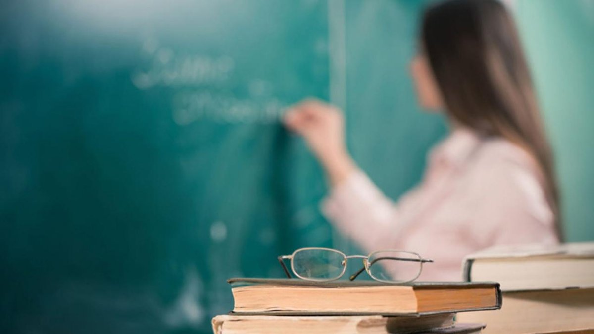 2026'da Yükselen Öğretmen Ve Uzman Öğretmen Maaşları: Son Veriler