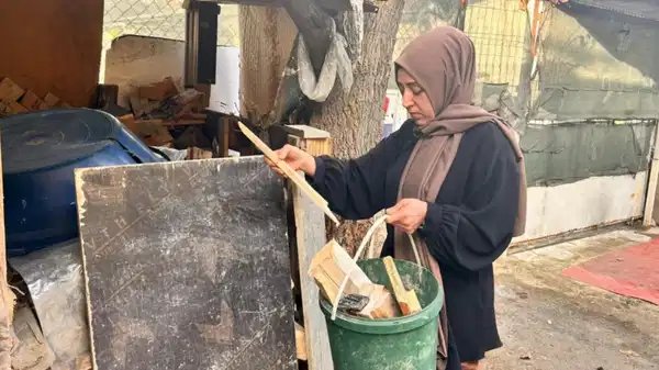 Sıradışı Bir Seçim: İşsiz Kadın Nafakayı Ödemek Zorunda!