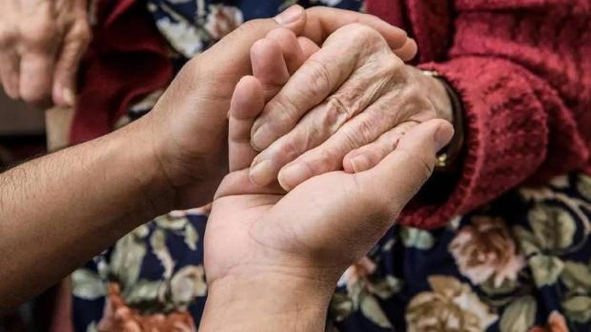 Yaşlanma Sürecini Geciktiriyor! Haftada Bir Uygulayın, Etkiler Şaşırtıcı...