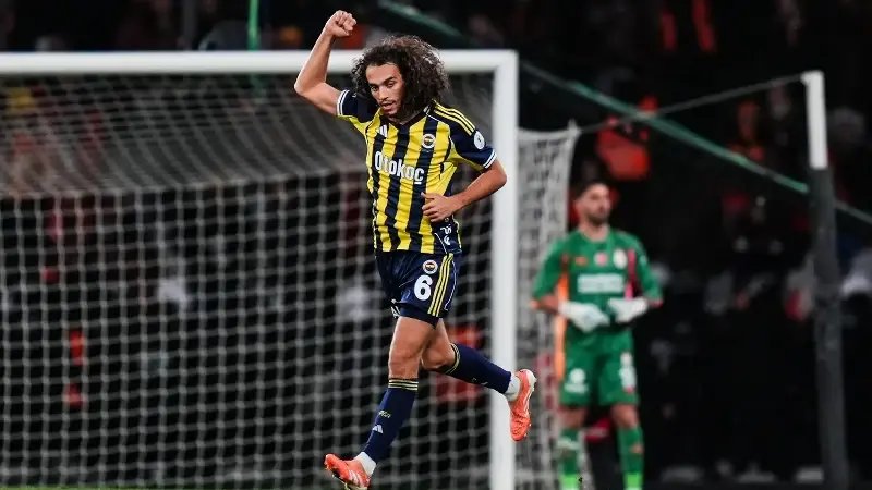 Guendouzi Taraftarın Tam Puanını Aldı! Gizli Bir Ayrıntı Ortaya Çıktı
