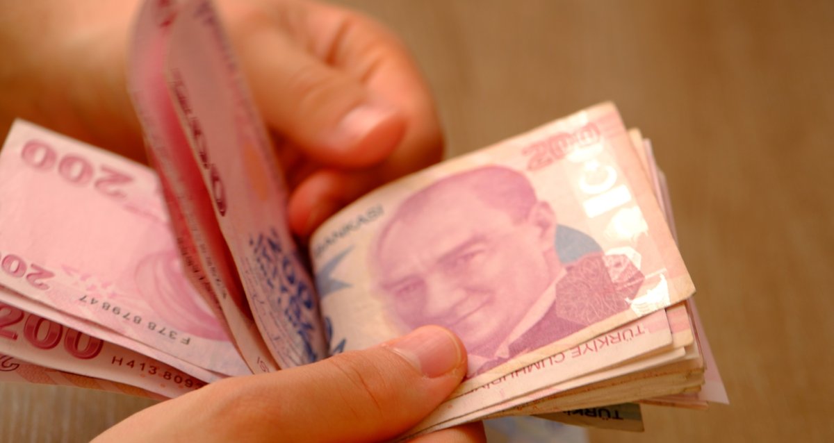 Emeklilerin Bayram İkramiyesine Yapılacak Zam Miktarı Açıklandı