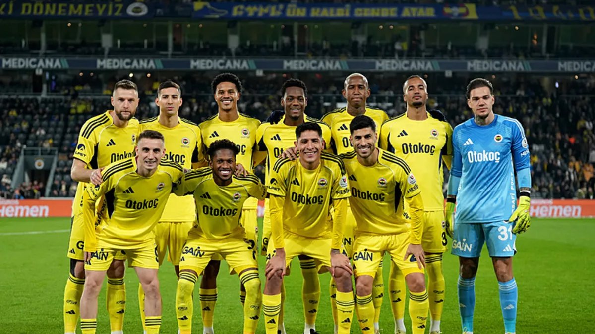 Fenerbahçe'de Şaşırtıcı Ayrılıklar Yaşanıyor! Guendouzi'nin Ardından İzin Verildi...