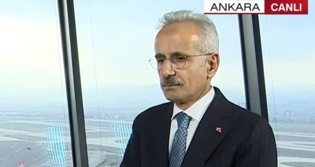 Son Dakika: Bakan Uraloğlu Canlı Yayında Sağlık Sorunu Yaşadı