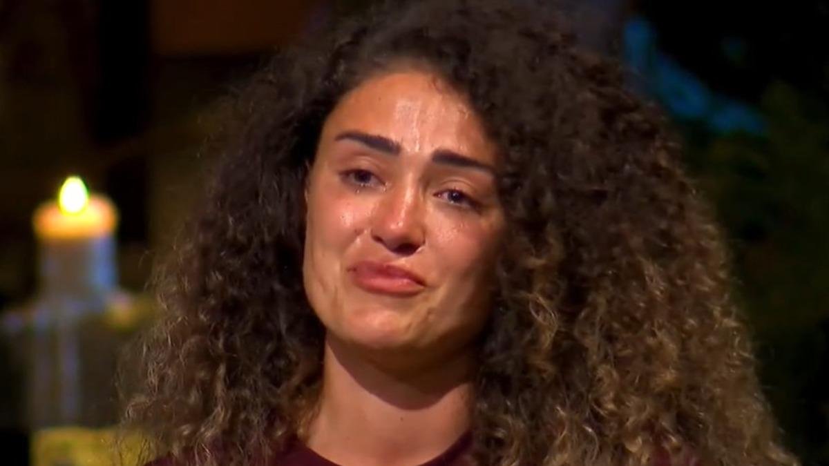 Dilan Çıtak Survivor'dan Ayrıldı! Acun Ilıcalı'ya Yorumları Olay Oldu