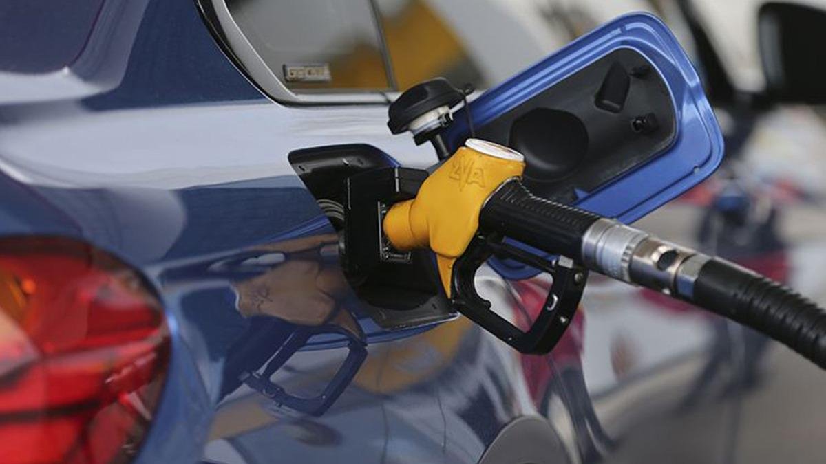 Petrol Fiyatlarında Gece Yarısı Başlayan Sevindirici İndirim!