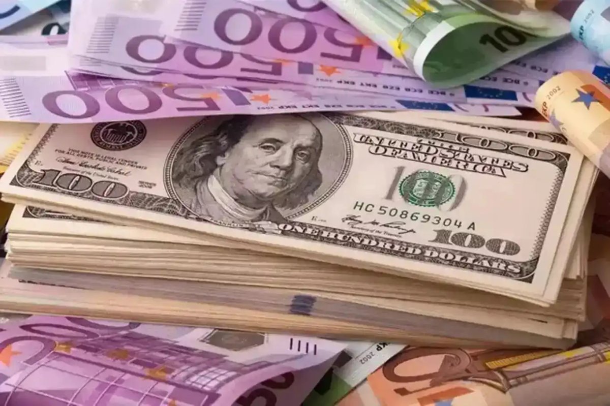 Döviz Kurları Yeni Haftaya Nasıl Bir Başlangıç Yaptı?