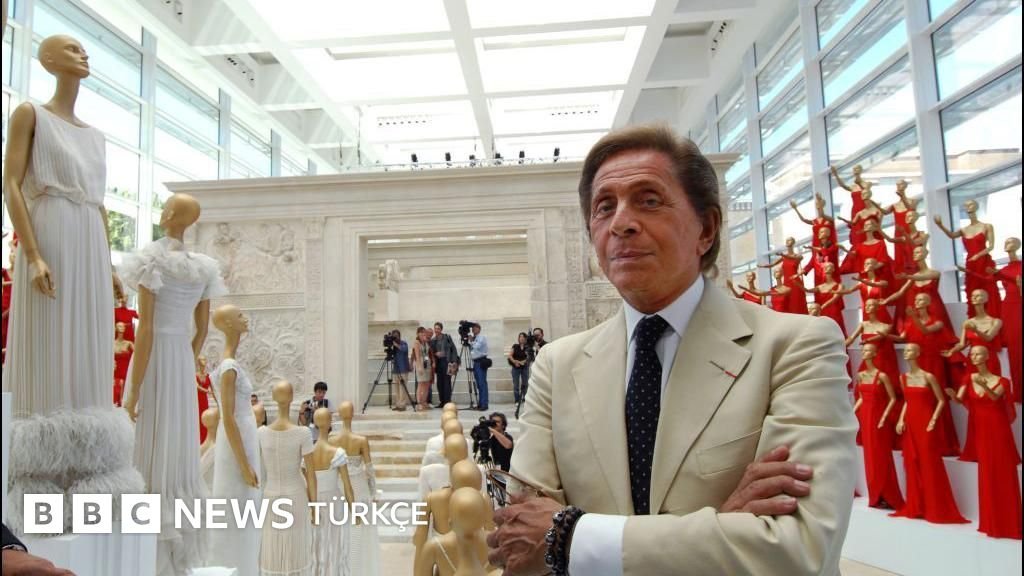 Ünlü İtalyan Moda İkonu Valentino Garavani Vefat Etti