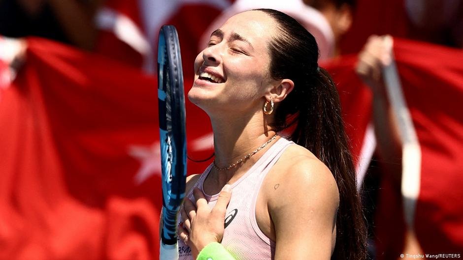 Zeynep Sönmez: Türkiye'nin Tenis Alanındaki Yeni Yıldızı