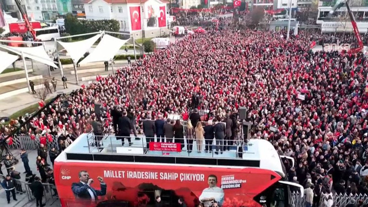Özel'in Erdoğan'a İstanbul İçin Çağrısı: Meclis Üyeleri İstifa Etmeli