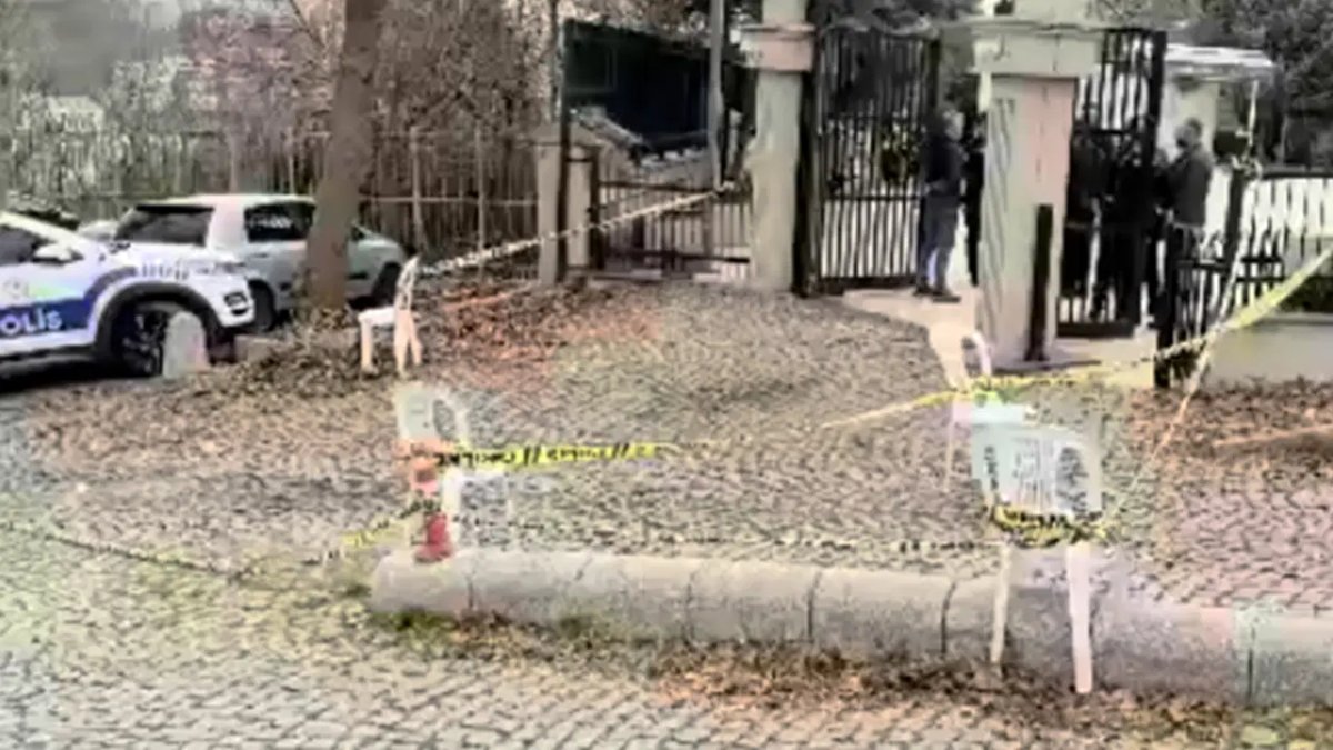 Kağıthane'de Korkunç Olay: Annesinin Cenazesinde Kardeşini Katletti