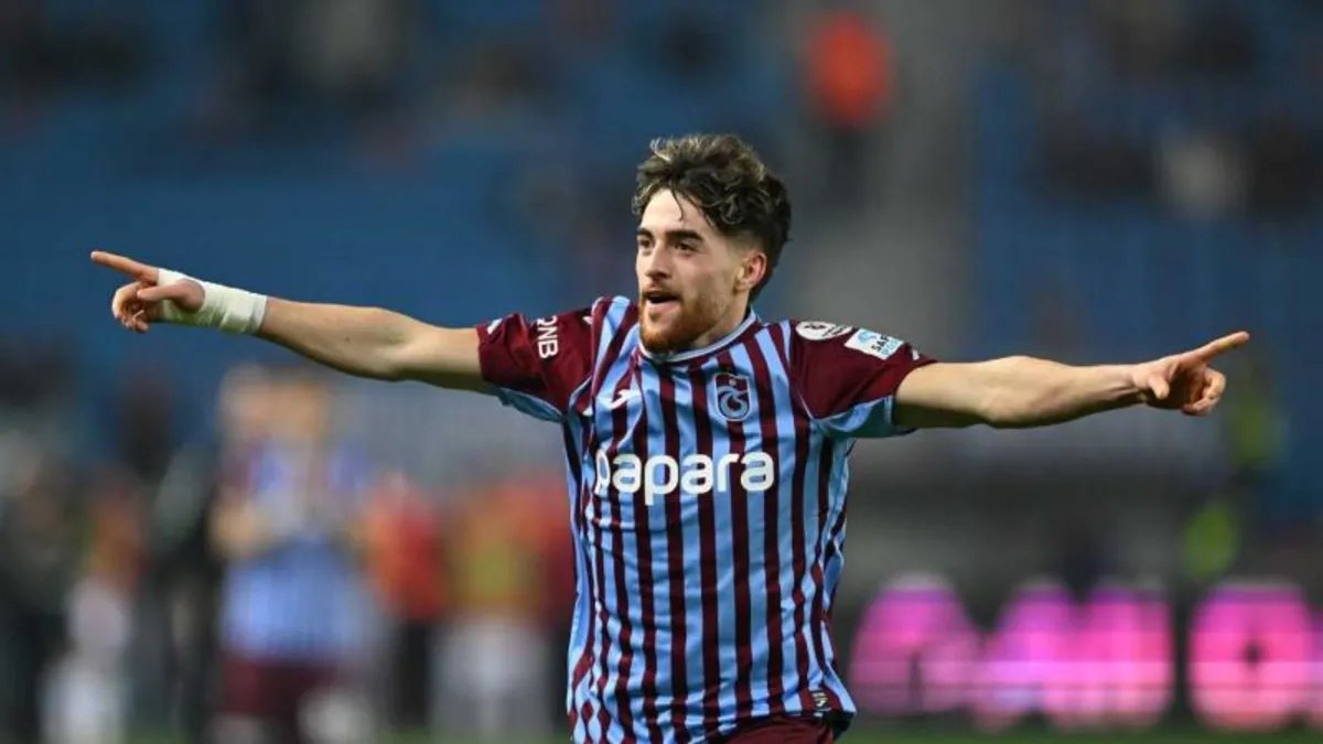 Galatasaray, Önceki Trabzonsporlu Yıldızı Transfer İçin İzliyor!