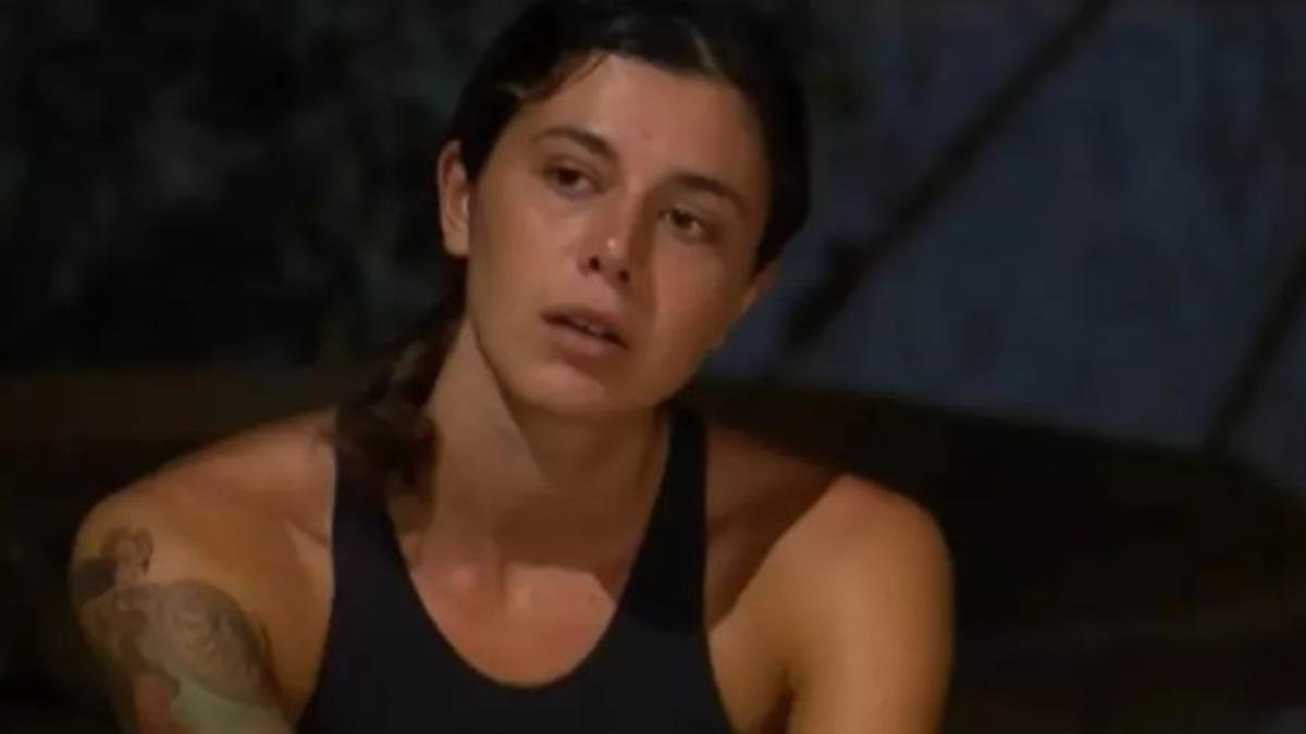 Nefise Karatay Survivor'a Geri Döndü! Eşcinsel Değilim Dedi!