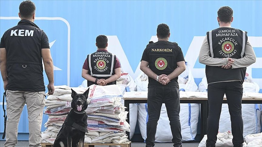 İstanbul Havalimanı Ve İskenderun Limanı'nda Uyuşturucu Yakalandı