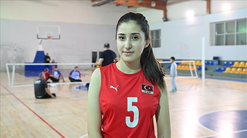 Sporla Zorlukları Yenip Milli Takımla Gurur Duydu