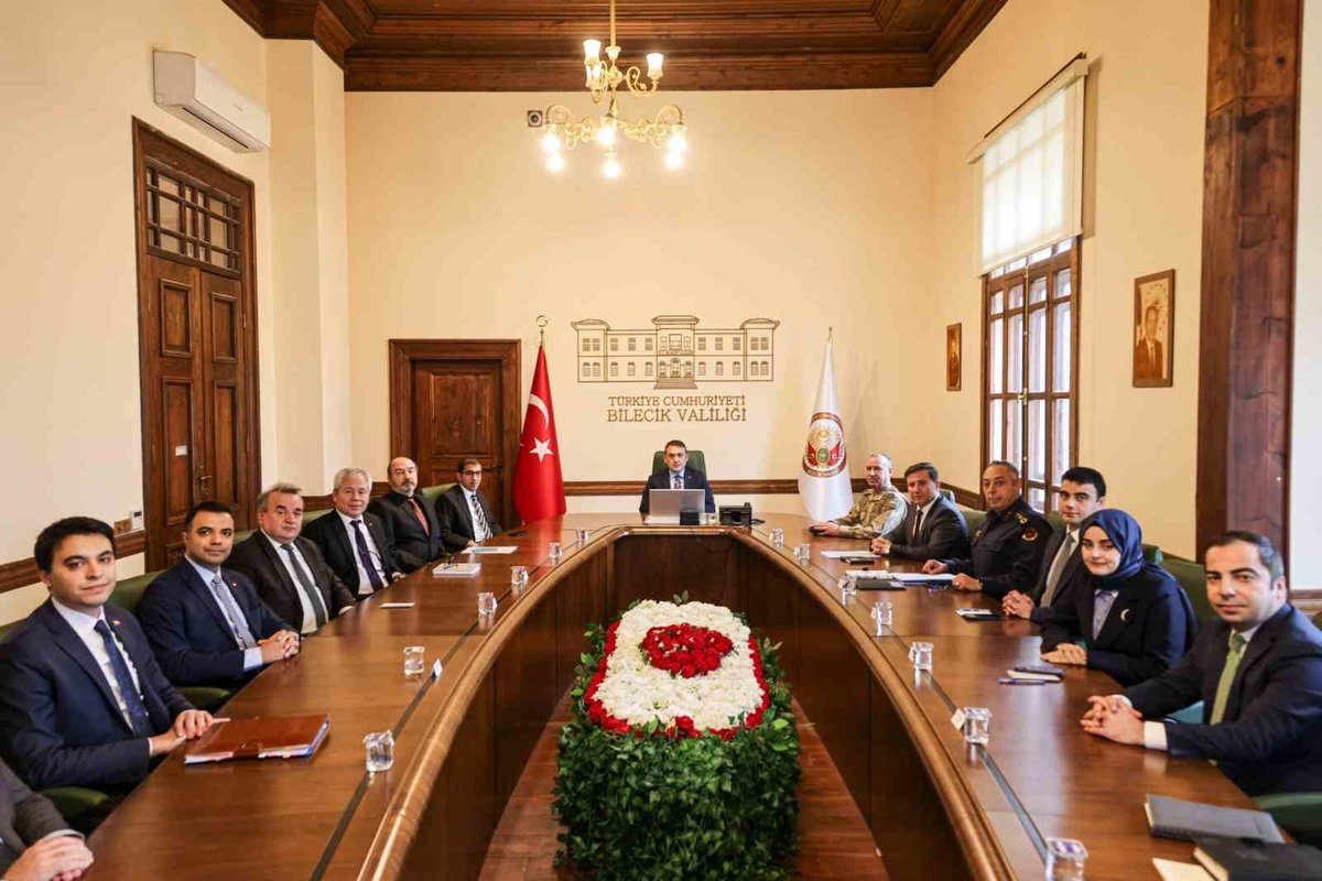Bilecik'te İl Güvenlik ve Asayiş Toplantısı Gerçekleştirildi