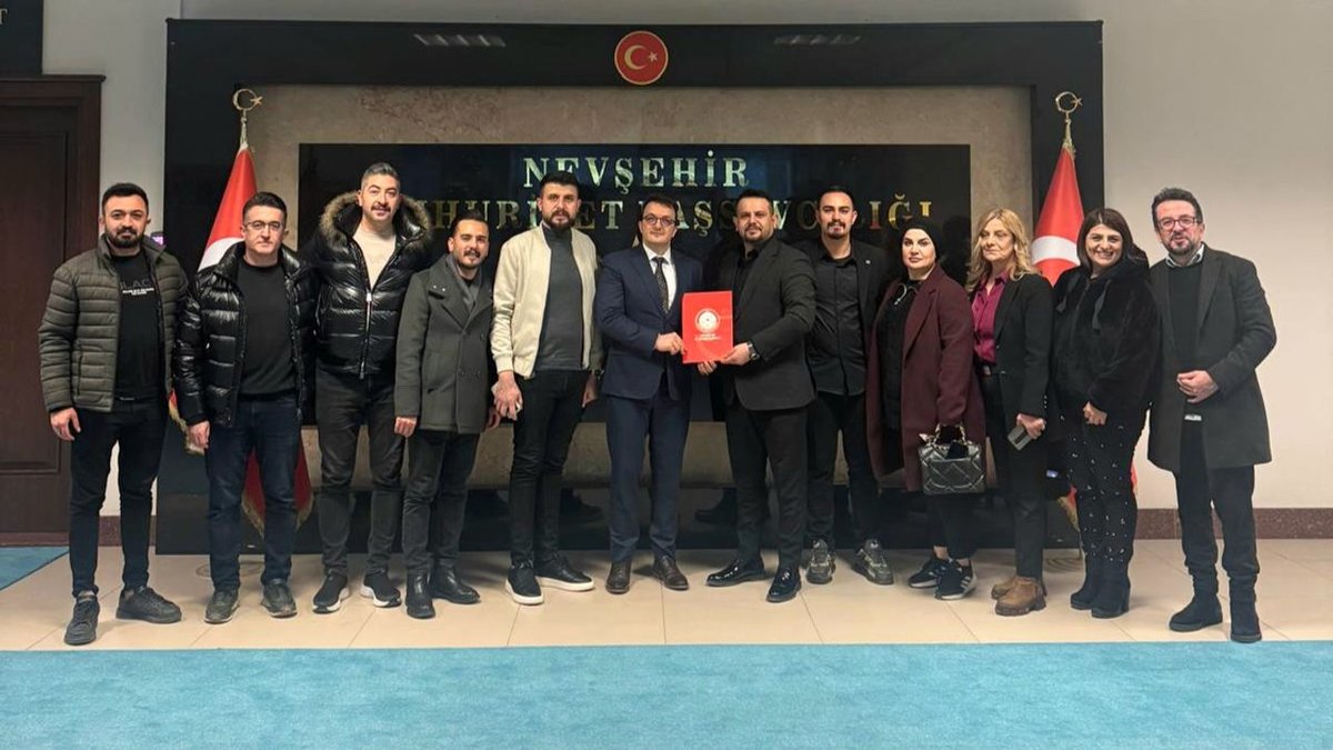 Nevşehir Güzellik Sektörü Temsilcisi Yusuf İbiş Mazbatasını Aldı