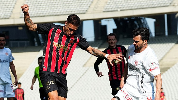 Fatih Karagümrük 1-0 Antalyaspor: Süper Lig Maçının Özeti