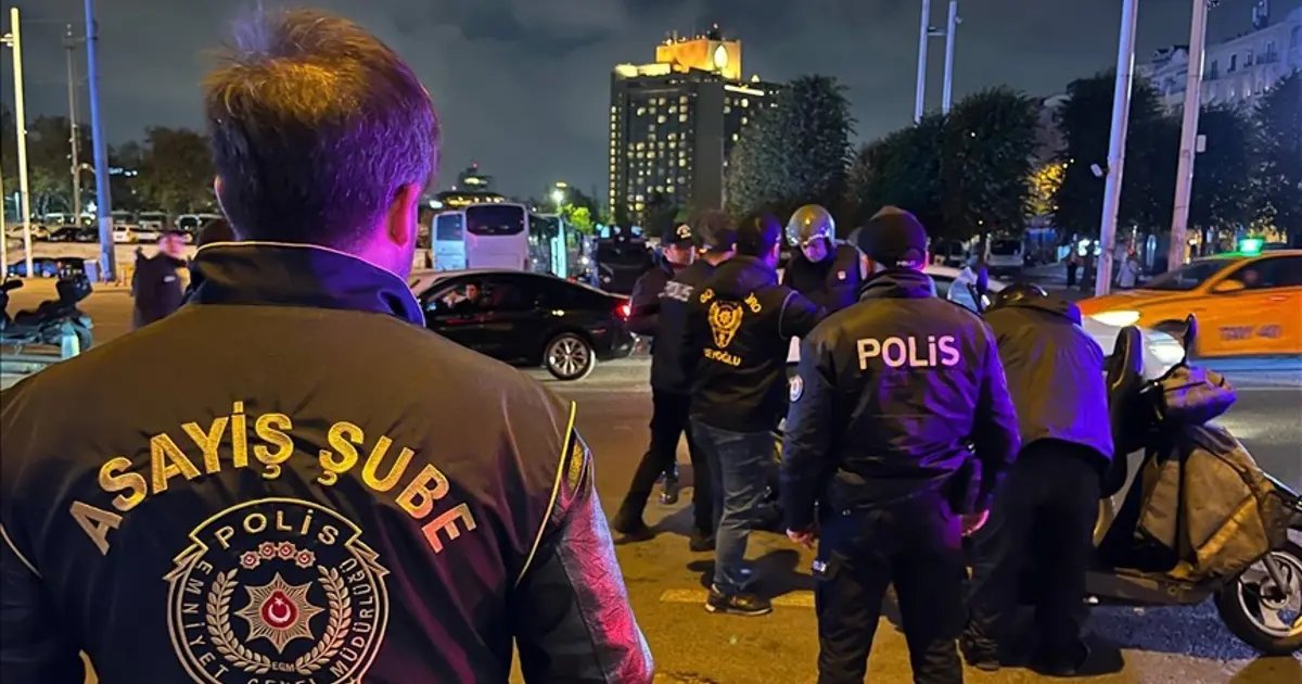 İstanbul'da Canlı Anlar: 3 Bin Polis Görevde, Binlerce Gözaltı