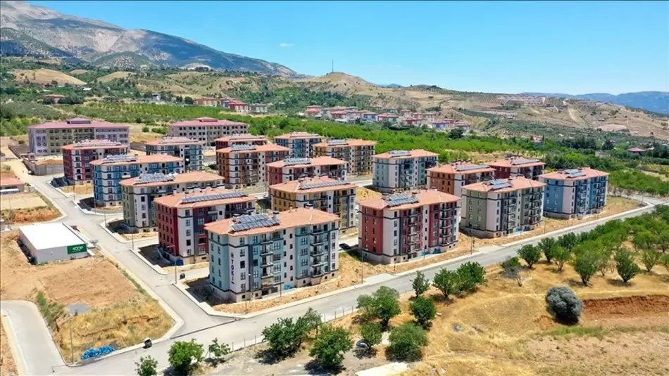 Cumhurbaşkanı Erdoğan Duyurdu: Deprem Konutları İçin Devlet Desteği