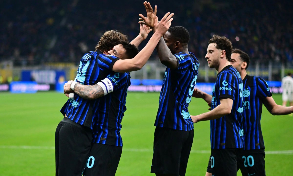 Inter, 90. Dakikada 10 Kişiyle Oynayan Juventus'u Geçti