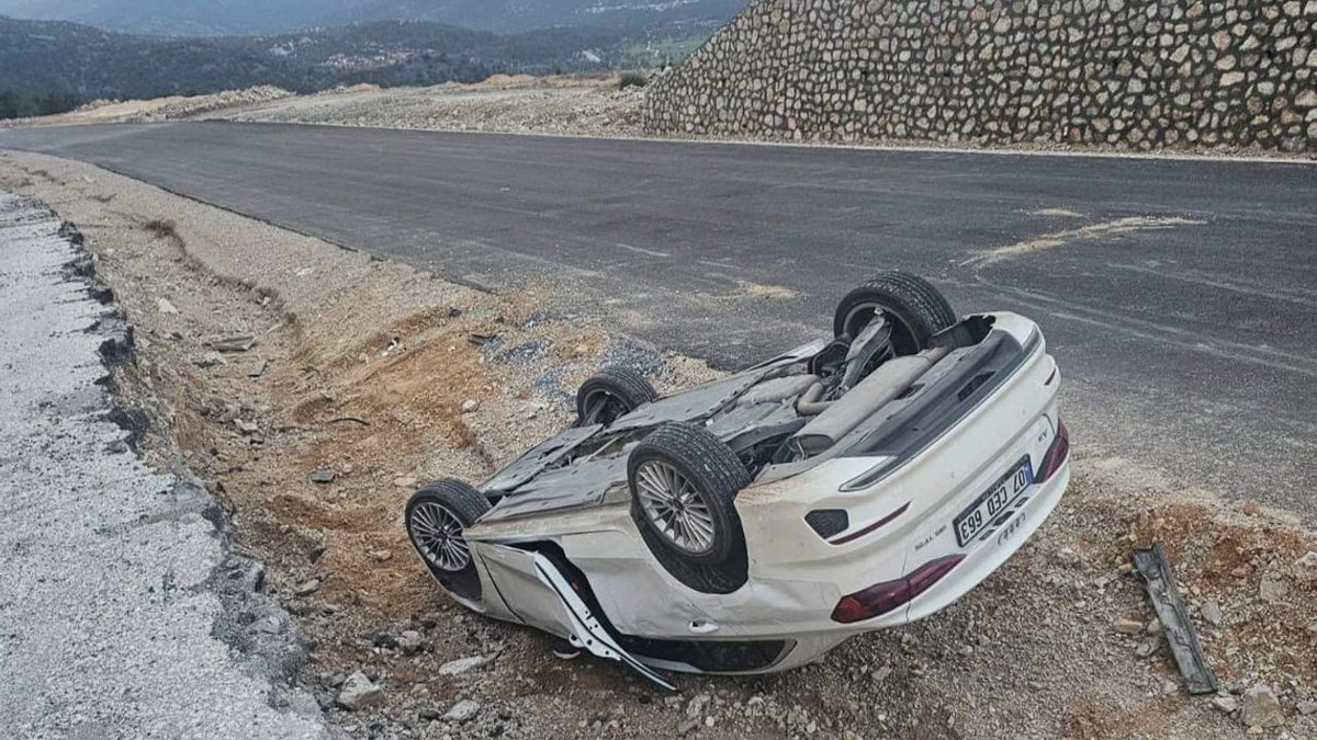 Araç Şarampole Devrildi Ve Kaza Gerçekleşti