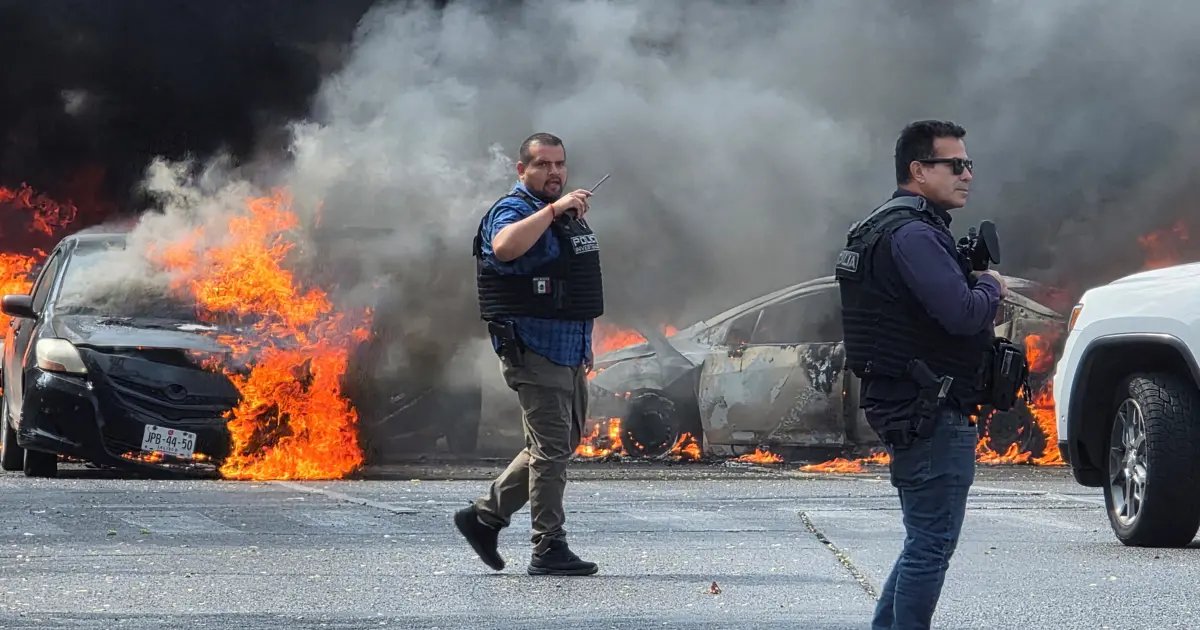 Eski Polis Görevlisi Kartel Patronuna Dönüşün 3 Sorusu
