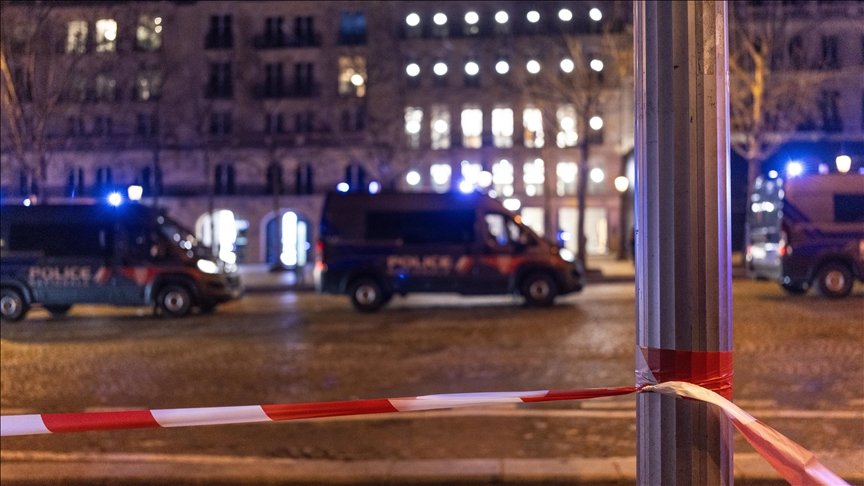 Fransa'da Silah Kullanarak Birini Öldüren Polise Dava Açıldı