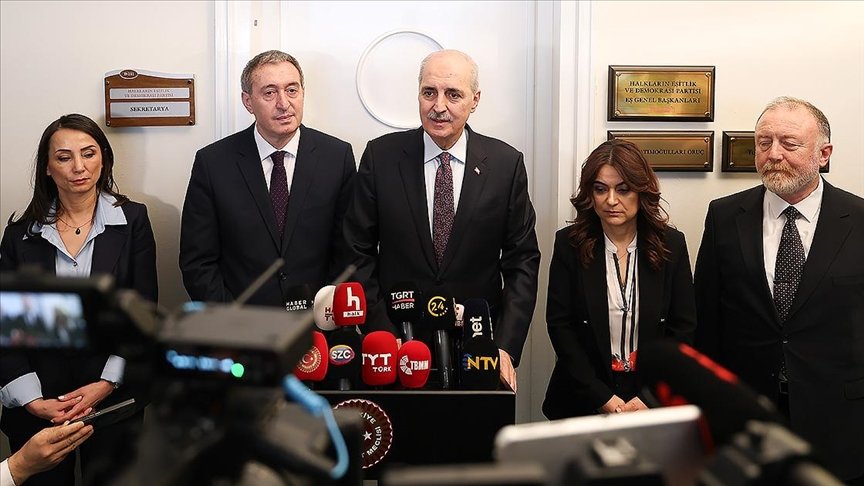 TBMM Başkanı Kurtulmuş, DEM Parti Liderleri Bakırhan ve Hatimoğulları ile Bir Araya Geldi