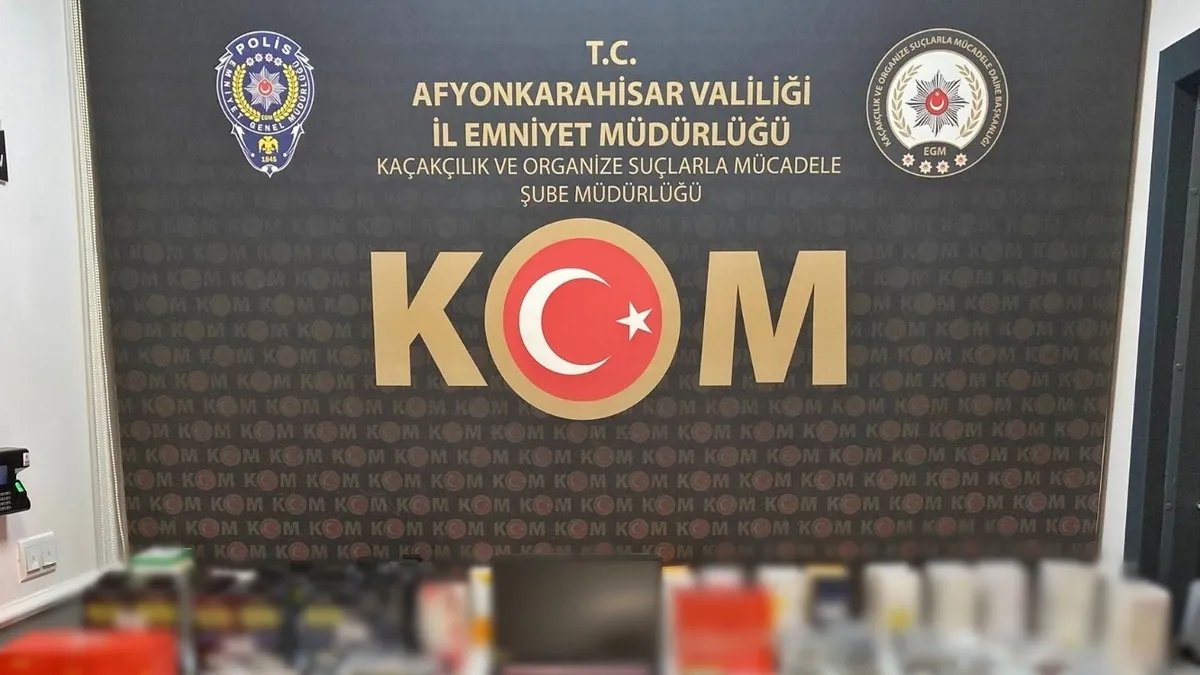Afyon'da Cep Telefonu Tamir Dükkanına Yapılan Operasyon