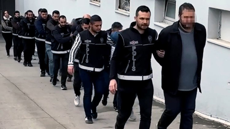 Telefon Tamircisi Kılığında Faaliyet Gösteren Çete Çözüldü!