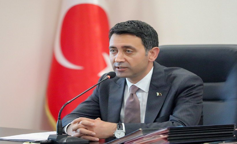Bayraklı'da Durum Değişmedi: 'Kentsel Dönüşümü Hala Anlatıyorum