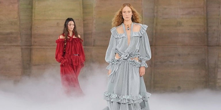Paris Moda Festivali: Chloé 2026 Sonbahar/Kış Koleksiyonu