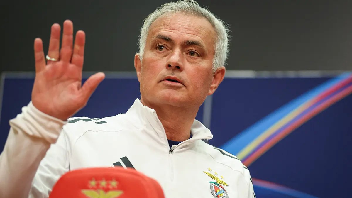 Fenerbahçe Ve Mourinho Yeniden Yüz Yüze! Sözleşmesi Bitiyor, Büyük Mücadele