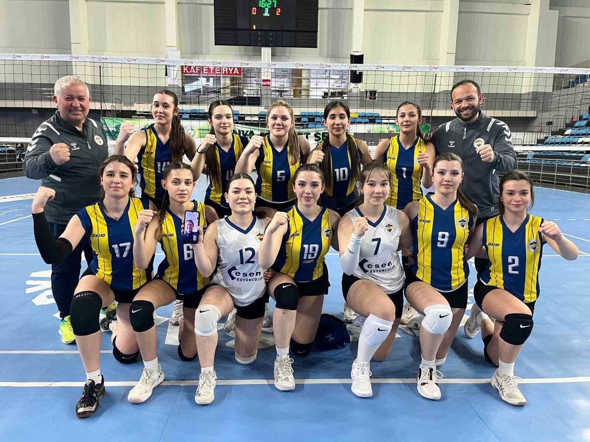 Düzce 1907 SK Voleybol Ekibi Şampiyonluk Finalinde Mücadele Ediyor