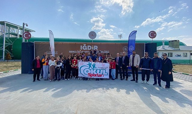 Iğdır'da Okul Sporları Tenis Şampiyonası Sonuçlandı