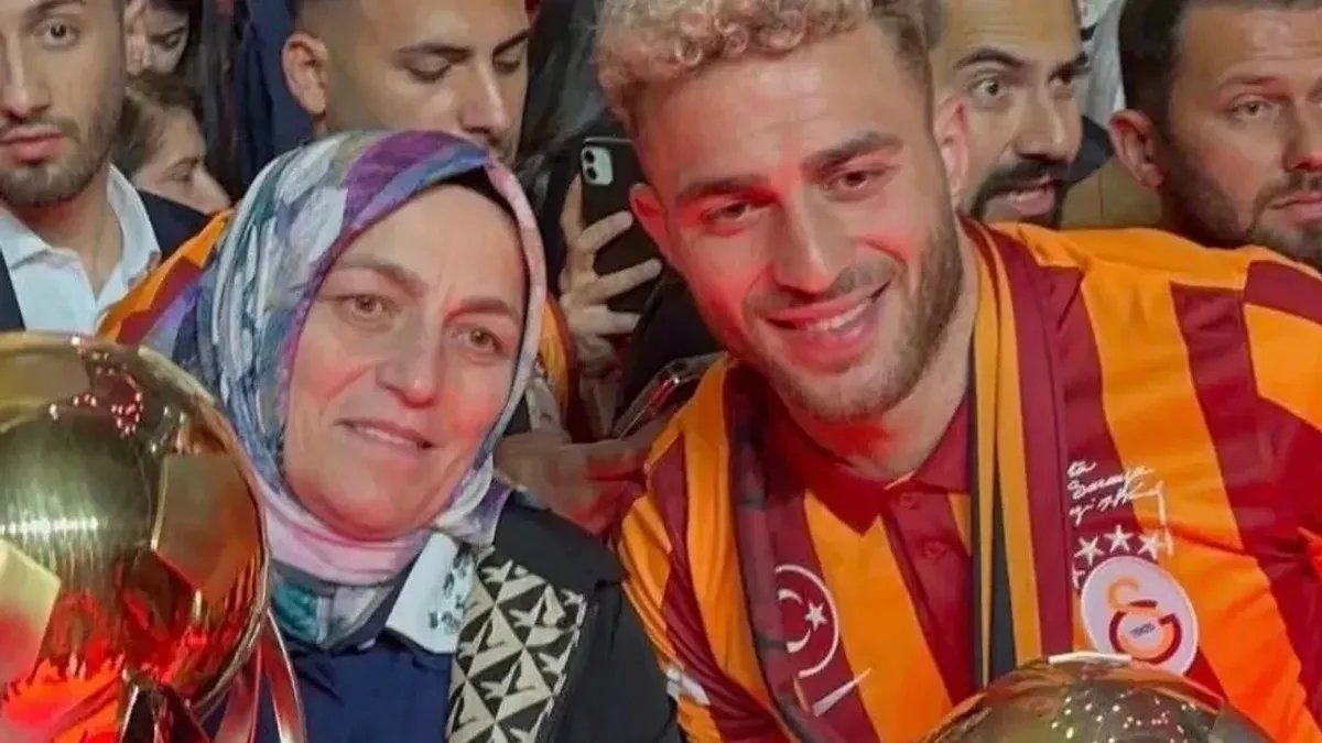 Galatasaray’ın Parlayan Yıldızından Neşeli Anlar: Barış Alper Yılmaz ve Annesi Horon Gösterisiyle Viral Oldu!