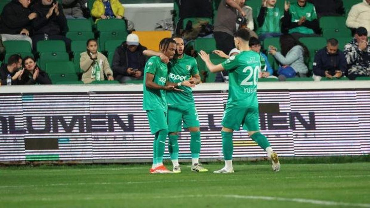 Maç Gollerle Açıldı! Süper Lig Tutkusu İle Zafer Elde Ettiler