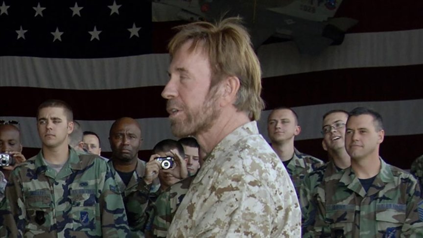 86 Yaşındaki Ünlü Aktör Chuck Norris Hayatını Kaybetti