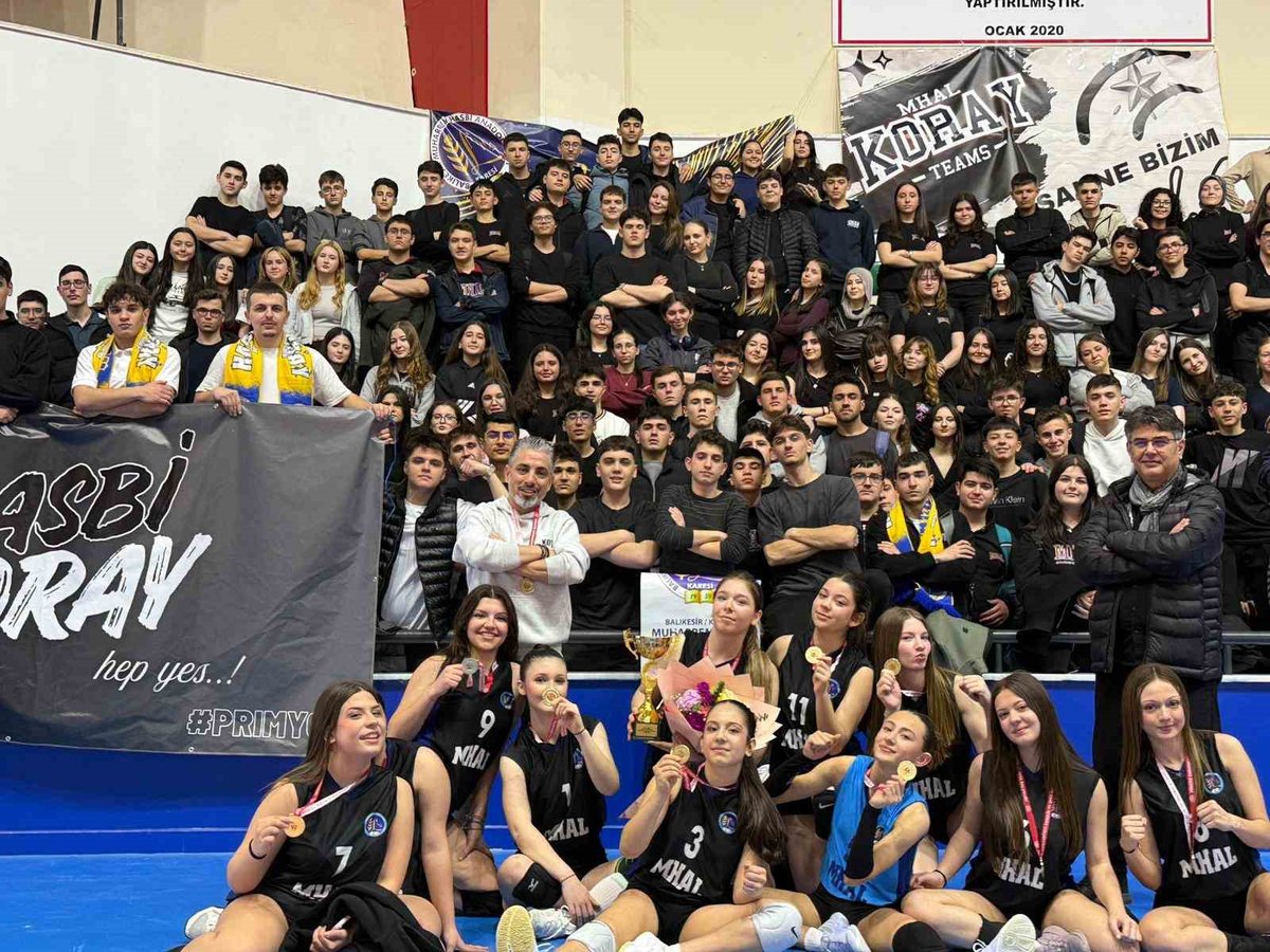 MHAL’in Altın Kızları Voleybol Dalında Şampiyonluk Elde Etti