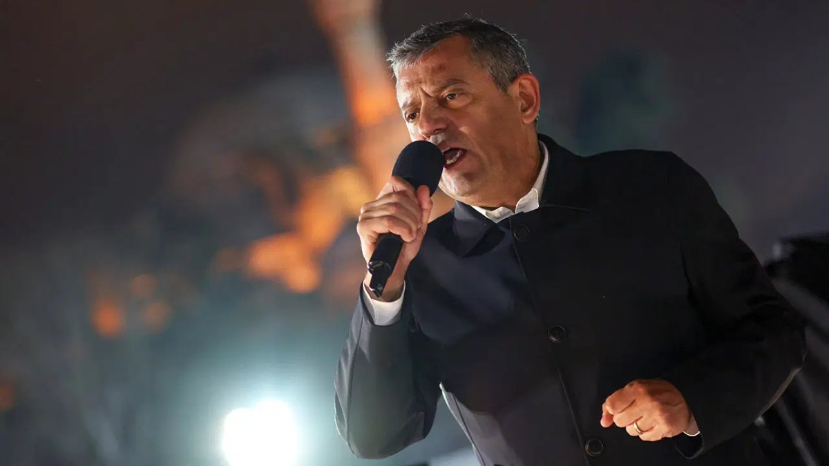 Son Dakika... Özgür Özel'den Bu Akşam İçin 'Saat'li Davet