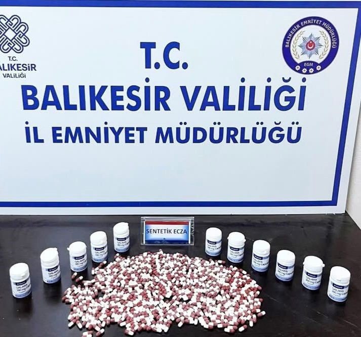Erdek’te Uyuşturucu Baskınında 5 Kişi Gözaltına Alındı