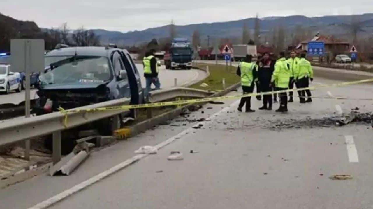 Son Dakika: Çorum’da Zincirleme Trafik Kazası: 2 Ölü, 5 Yaralı