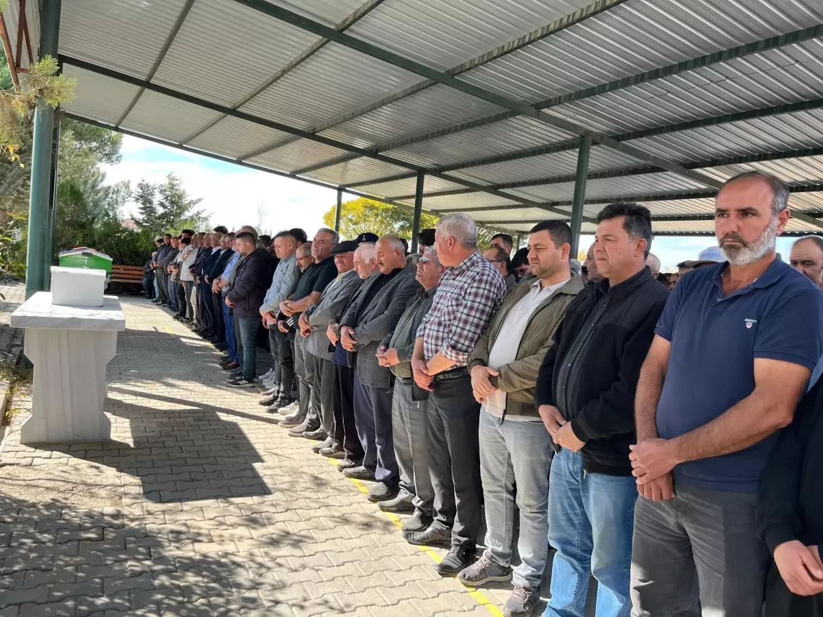 Aksaray'da Karbonmonoksit Zehirlenmesi: Anne ve Oğul Toprağa Verildi