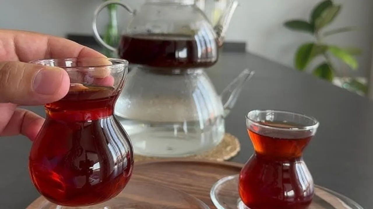 Rizeli Çay Ustası Acı Olmayan Çayın Sırrını Paylaştı