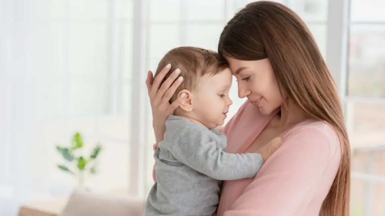Anne İle Çocuk Arasındaki Güven Bağı Nasıl Güçlendirilir?