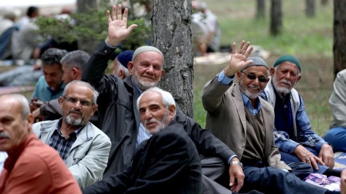 Bağ-Kur’da Erken Emeklilik Düzenlemesi Gündemde: Prim Gün Sayısı Düşebilir