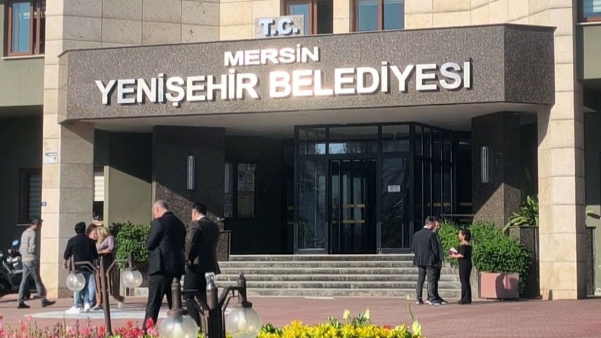 Mersin Yenişehir Belediyesi Soruşturmasında 12 Kişi Tutuklandı