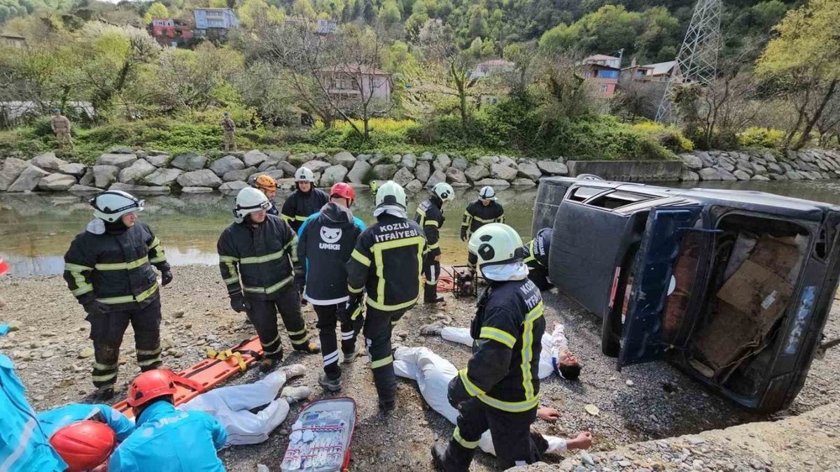 Zonguldak’ta Sel ve Taşkın Tatbikatı Gerçeğini Aratmadı: 180 Kişilik Ekip Sahada
