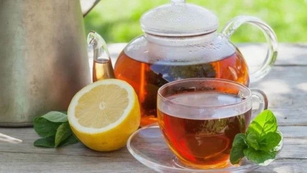 Çaya Limon Atanlar Dikkat: Uzmanlar Limonlu Çayın Faydalarını Açıkladı