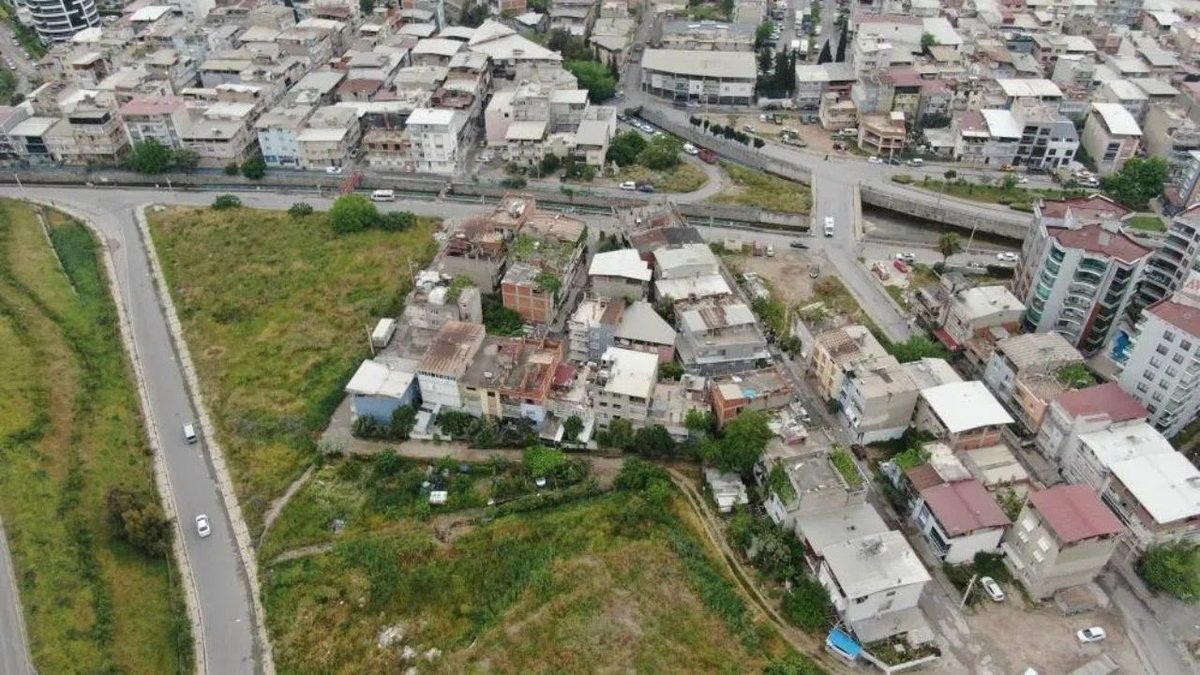 Bornova Kazımdirik’te İmar Planı Tepkisi: Mahalleli Kesintiye ve Tehdit İddialarına Karşı Ayakta